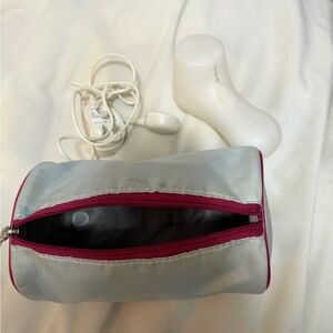 Clarisonic case and cord Skincare Device with Silver and Pink Pouch